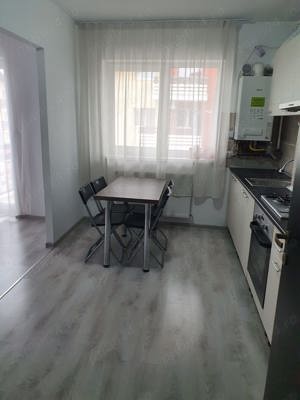 Apartament 2 camere 50mp, Parcare inclusa, Etaj 3 din 4. - imagine 4