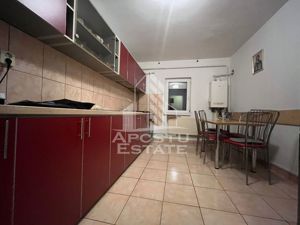 Apartament cu 3 camere, decomandat, 2 bai, zona Soarelui - imagine 6