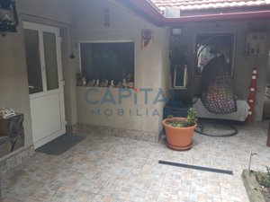 0% Comision ! Vanzare casa cu 4 camere si curte |  Zona Calea Martirilor - imagine 3