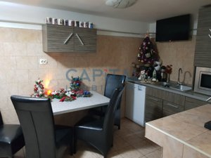 0% Comision ! Vanzare casa cu 4 camere si curte |  Zona Calea Martirilor - imagine 19