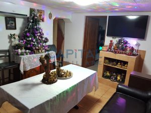 0% Comision ! Vanzare casa cu 4 camere si curte |  Zona Calea Martirilor - imagine 9