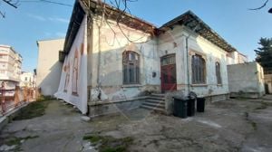 Casă de vanzare in zona ultracentrala si 736mp teren. - imagine 2