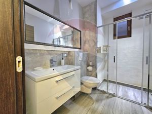 Apartament cu 2 camere de inchiriat lux în zona Mamaia Constanta - imagine 8