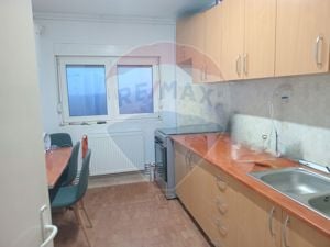 Inchiriere apartament 4 camere  pe Faleza Muresului Polivalenta - imagine 7