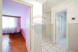 Apartament 2 camere de vânzare, zona Rogerius - imagine 2