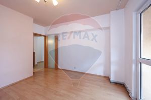 Apartament cu 3 camere, luminos si însorit! - imagine 13