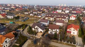 Vilă de vânzare cu panoramă spre lac, 210 mp – Valea Adâncă - imagine 2