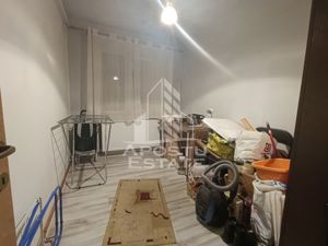 Apartament 3 camere, centrala proprie, mobilat si utilat, zona Sagului - imagine 4