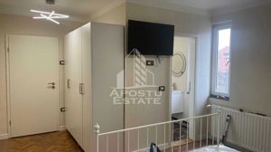 Apartament cu 1 camera, centrala proprie, in Piata 700 - imagine 3