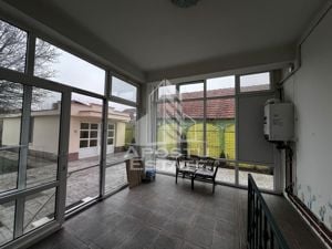 Casa individuala, 5 camere, PetFriendly, garaj, curte 300 mp, Mehala - imagine 8