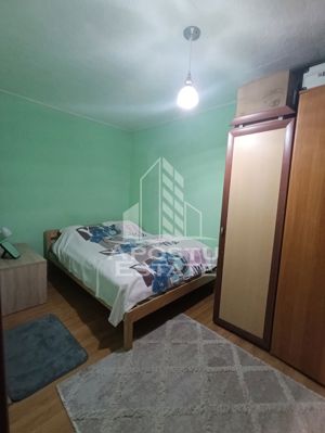 Apartament 3 camere, centrala proprie, mobilat si utilat, zona Sagului - imagine 3