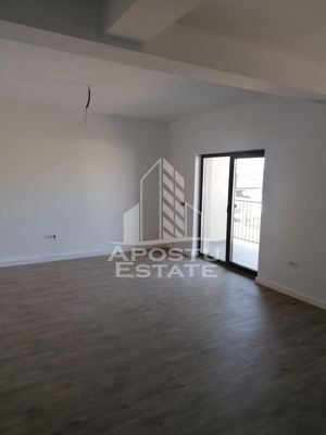 Apartament cu 2 camere la etajul 1 în Mosnita Noua