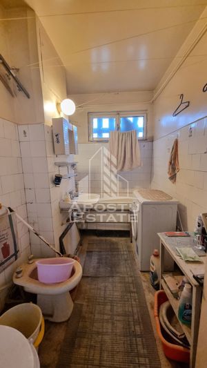 Apartament 4 camere, decomandat, zona Cetatii - imagine 8