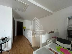 Apartament cu 3 camere, semidecomandat, bloc nou, etajul 1 - imagine 4