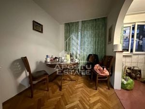 Apartament cu 4 camere, etajul 2, zona Sagului - imagine 5