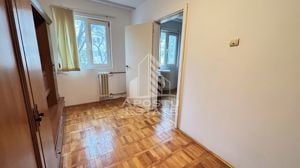 Apartament cu 2 camere, etaj intermediar, zona Sagului - imagine 5