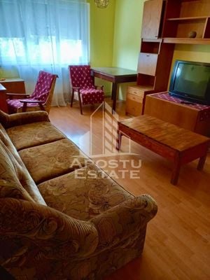 Apartament 2 camere,decomandat,centrala proprie,zona Aradului