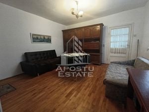 Casa 2 camere, avelopata, gradina proprie, garaj, zona Dambovita - imagine 3