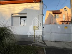 Casa individuala cu 3 camere si 2 bai,  zona Calea Sagului - imagine 10