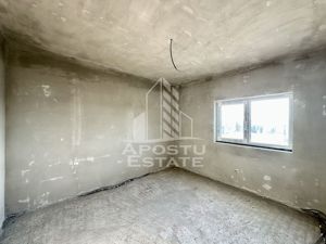 Jumatate de duplex cu 4 camere si garaj in Dumbravita - imagine 4