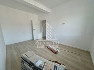 Penthouse pe 2 nivele cu scara interioara, 3 camere, 2 bai, zona Lidl. - imagine 7