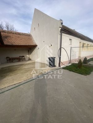 Casa renovată in Bazos cu teren 2413 mp - imagine 4