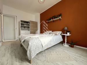 Apartament cu 2 camere, centrala proprie, curte, zona Sagului - imagine 2