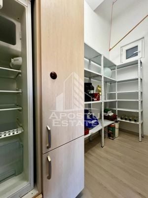 Apartament la curte cu 3 camere,108 mp,centrală proprie, zona Parneava - imagine 7