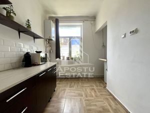 Apartament cu 2 camere, centrala proprie, curte, zona Sagului - imagine 5