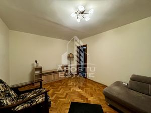 Apartament 4 camere, 2 bai, centrala proprie, situat in zona de Nord. - imagine 9