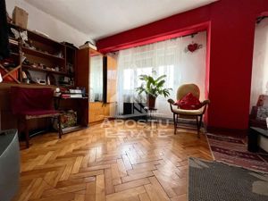 Apartament cu 4 camere, centrala proprie, zona Aradului - imagine 2