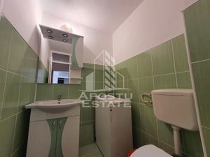 Apartament cu 4 camere 2 bai si 2 balcoane, Aradului - imagine 11