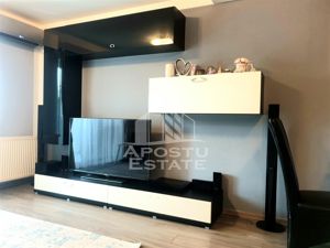 Apartament cu 3 camere decomandat pod propriu pozitionat ultracentral