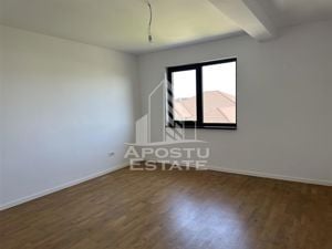 Duplex cu etaj si  5 camere in Mosnita Noua, aproape de asfalt - imagine 17