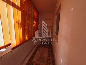 Apartament cu 4 camere 2 bai si 2 balcoane, Aradului - imagine 12