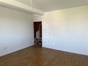 Duplex cu etaj si  5 camere in Mosnita Noua, aproape de asfalt - imagine 18