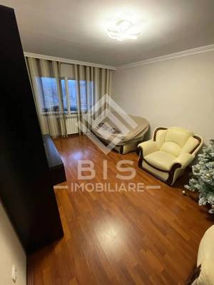 Apartament Central 3 camere - Zona Centrală - imagine 5