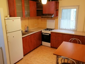 Proprietar închiriez apartament 2 camere,zona Lunei. Pret 430 euro neg - imagine 5