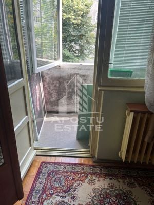 Apartament cu 2 camere, etajul 2 cu balcon, zona Sagului - imagine 3