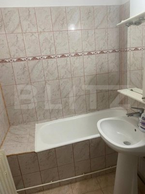 Apartament 3 camere, zona centrala - imagine 15