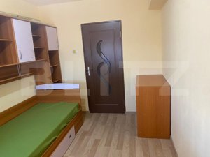 Apartament 3 camere, zona centrala - imagine 9