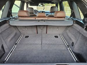 Vand BMW X5 XDRIVE 3.0D 2017 pachet M sport sau schimb cu un VW Touareg dupa 2020 - imagine 7