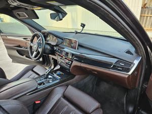 Vand BMW X5 XDRIVE 3.0D 2017 pachet M sport sau schimb cu un VW Touareg dupa 2020 - imagine 9