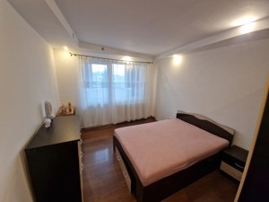 Apartament 3 camere , B-dul Bucuresti zona Center  - imagine 12