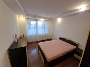 Apartament 3 camere , B-dul Bucuresti zona Center  - imagine 8