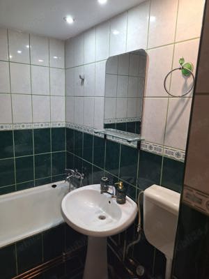 Închiriez apartament  - imagine 4