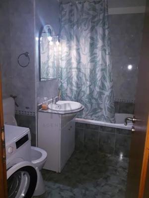 Apartament 2 camere - Zona Lunei - Centrala Proprie - imagine 8