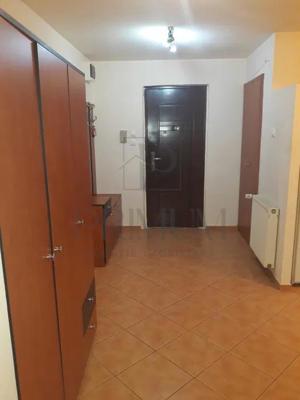 Apartament 2 camere - Zona Lunei - Centrala Proprie - imagine 6