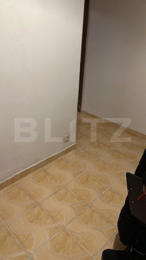 Apartament 3 camere, decomandat, 65 mp,  zona Trapezului - imagine 8