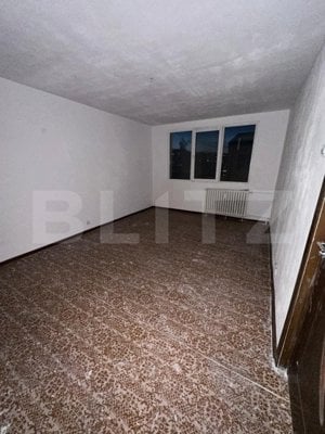 Apartament 3 camere, decomandat, 65 mp,  zona Trapezului - imagine 4